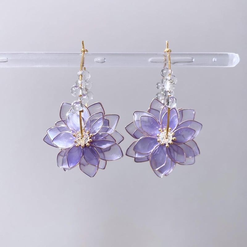 GW特別】𝐟𝐥𝐞𝐮𝐫𝐬 𝐛𝐫𝐢𝐥𝐥𝐚𝐧𝐭𝐞𝐬 ピアス/イヤリング | Cerise &