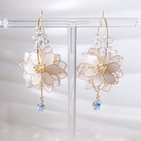 ᴺᴱᵂ𝒇𝒍𝒆𝒖𝒓 𝒅𝒆 𝒈𝒍𝒂𝒄𝒆❄️ピアス/イヤリング