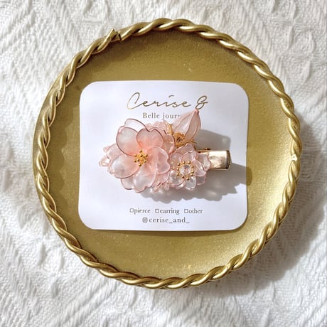 【再販】𝐬𝐚𝐤𝐮𝐫𝐚 𝗺𝗶𝗻𝗶 𝗵𝗮𝗶𝗿 𝗰𝗹𝗶𝗽 𝟮𝟬𝟮𝟱 🌸ヘアクリップ