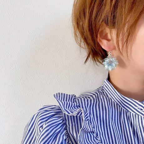 【再販】𝐋𝐮𝐦𝐢è𝐫（リュミエール）ピアス/イヤリング