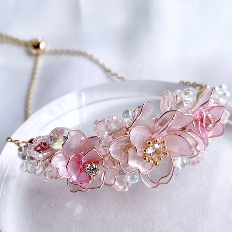 桜 𝗯𝗿𝗮𝗰𝗲𝗹𝗲𝘁 🌸 ※お一人様１点まで