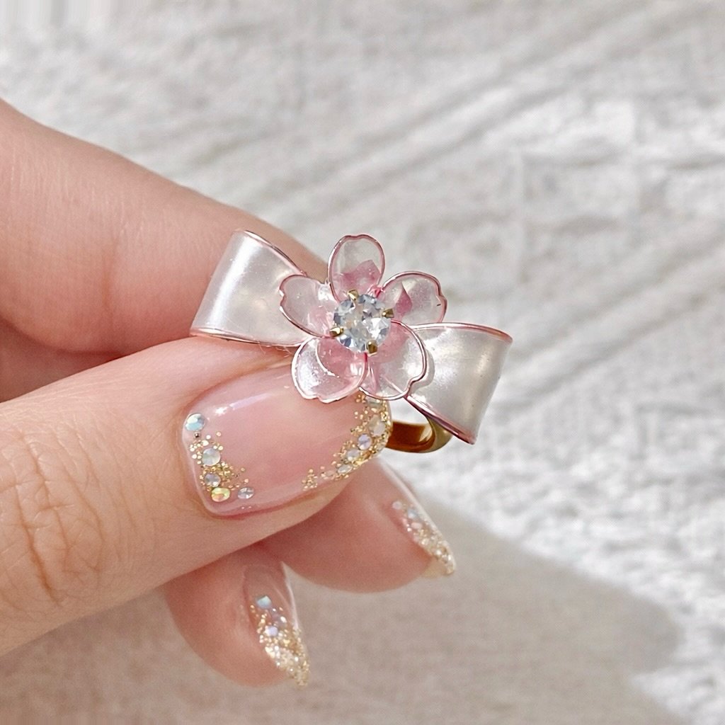 再入荷】𝗌𝖺𝗄𝗎𝗋𝖺 𝗌𝖺𝗄𝗎 𝗋𝗂𝖻𝖻𝗈𝗇🌸 ring | Cerise &