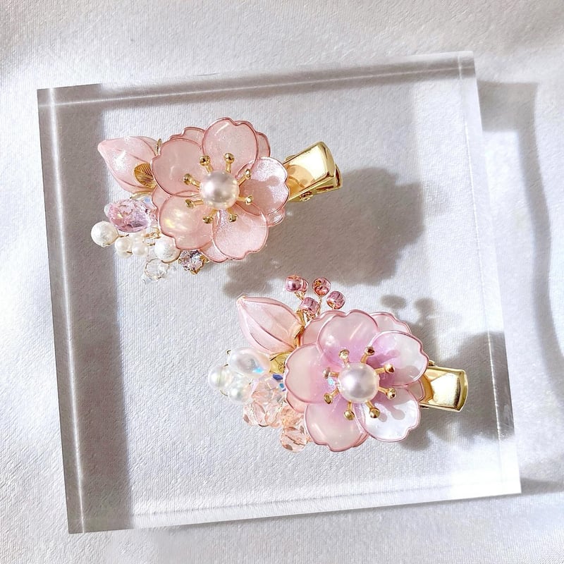 再販】𝐬𝐚𝐤𝐮𝐫𝐚 𝗺𝗶𝗻𝗶 𝗵𝗮𝗶𝗿 𝗰𝗹𝗶𝗽 🌸ヘアクリップ 