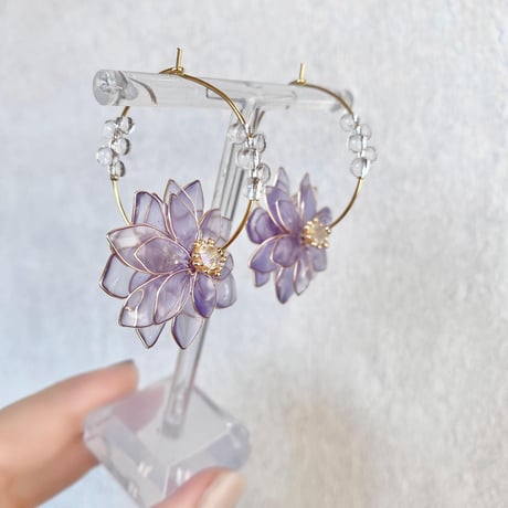 【再販】𝐟𝐥𝐞𝐮𝐫𝐬 𝐛𝐫𝐢𝐥𝐥𝐚𝐧𝐭𝐞𝐬 ピアス/イヤリング