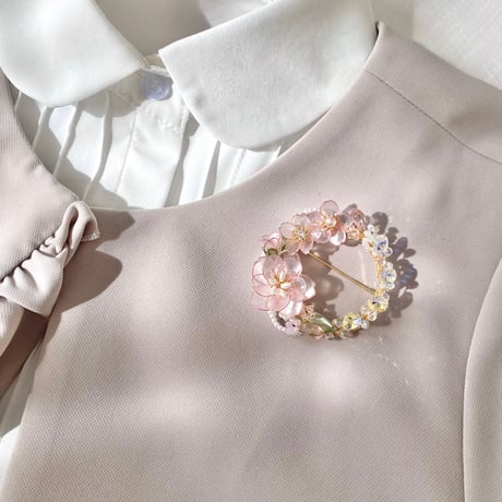 【再入荷】𝗦𝗔𝗞𝗨𝗥𝗔 ブローチ🌸 𝟮𝟬𝟮𝟲 ꒱
