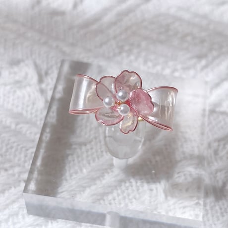 【再入荷】𝗌𝖺𝗄𝗎𝗋𝖺 𝗌𝖺𝗄𝗎 𝗋𝗂𝖻𝖻𝗈𝗇🌸 ring