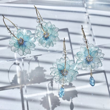 【再販】𝐋𝐮𝐦𝐢è𝐫（リュミエール）ピアス/イヤリング