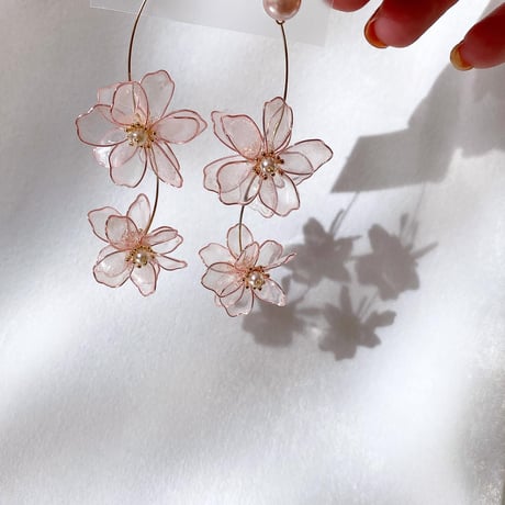 【カチューシャご購入の方限定】𝗷𝗼𝗹𝗶𝗲 𝗳𝗹𝗲𝘂𝗿🌸 ピアス/イヤリング