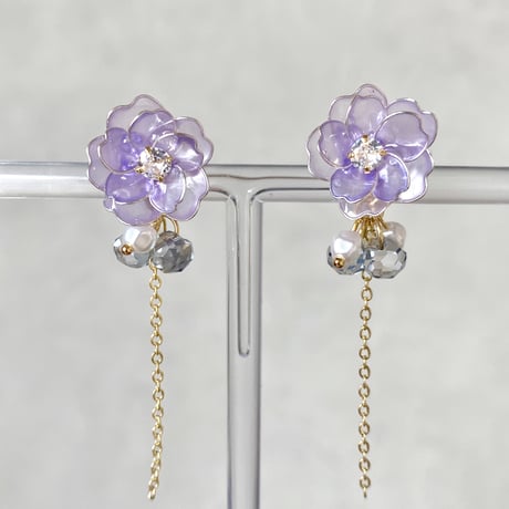 𝐌𝐢𝐦𝐢  pierce / earring