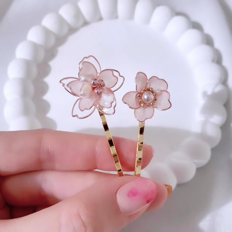 【再販】𝐬𝐚𝐤𝐮𝐫𝐚 𝗽𝗶𝗻 𝘀𝗲𝘁 🌸(ヘアピン)