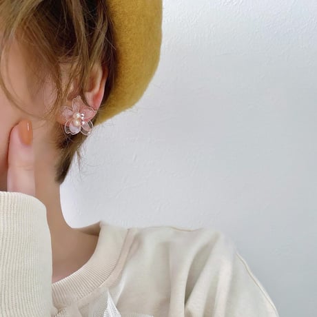 【再再販】𝐬𝐚𝐤𝐮𝐫𝐚... 𝟮𝟬𝟮𝟰 🌸 ピアス/イヤリング