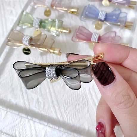 𝐑𝐮𝐛𝐚𝐧 𝗁𝖺𝗂𝗋 𝖺𝖼𝖼𝖾𝗌𝗌𝗈𝗋𝗒 🎀ロゴ付きリボンクリップ