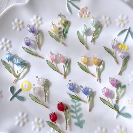 𝗺𝗶𝗻𝗶 𝗧𝗨𝗟𝗜𝗣🌷ピアス/イヤリング