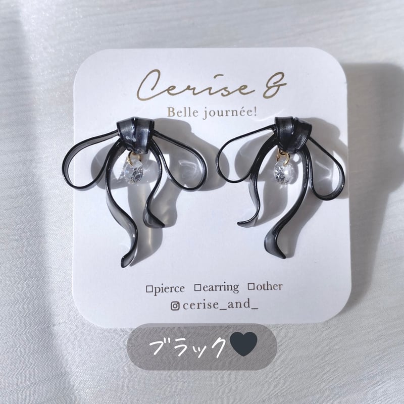 cocoro♡お名前イヤリング GW特別】𝐩𝐞𝐭𝐢𝐭 𝐫𝐮𝐛𝐚𝐧 ౨ৎ 𝗖𝗢𝗖𝗢𝗥𝗨color ピアス