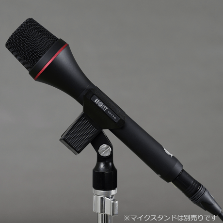 D90