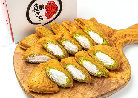 ぷっくりとした鯛焼き（笑）では無く…水晶魚虹入り　素敵な逸品 ぷっくりとした鯛焼き（笑）では無く…水晶魚虹入り 素敵な逸品
