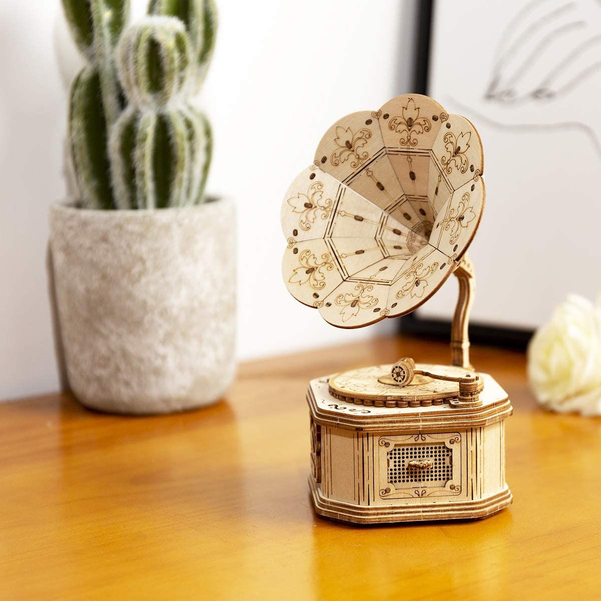 DIY 3D木製モデルパズル 蓄音機 Rolife Modern 3D Wooden Puzz
