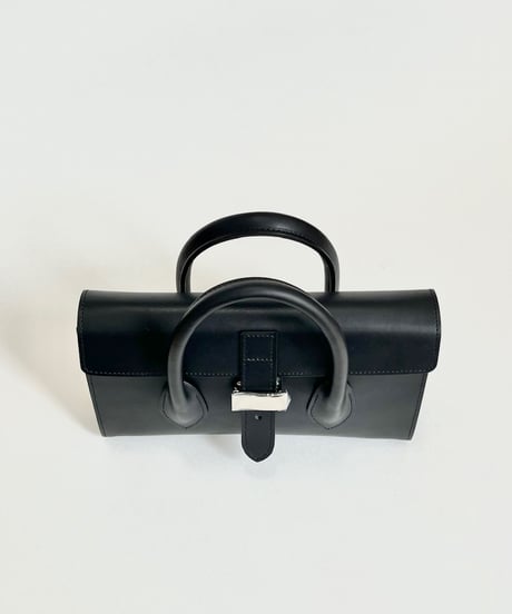 SHORT HANDLE HAND BAG “stoic”