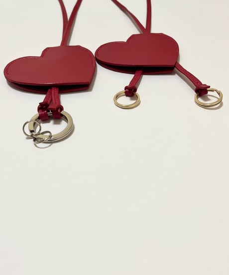 “LOVE MYSELF” KEY NECK HOLDER