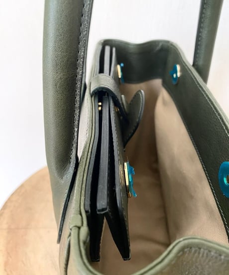 ACCORDION TOTE BAG