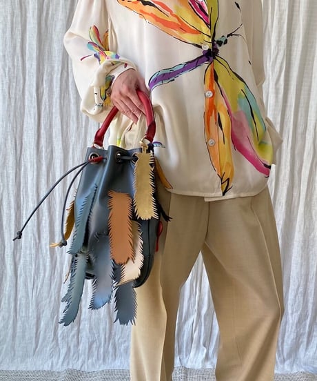 FEATHER HAND BAG
