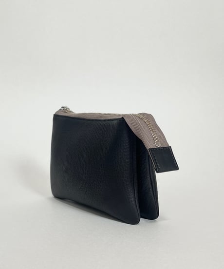 「Unsung Hero」MULTI POUCH
