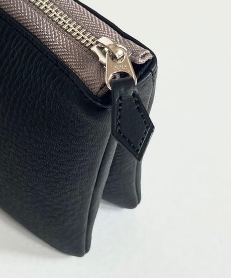 「Unsung Hero」MULTI POUCH