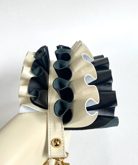 3WAY FRILL POCHETTE SIZE:S(チェーンショルダー)