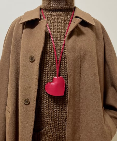 “LOVE MYSELF” KEY NECK HOLDER
