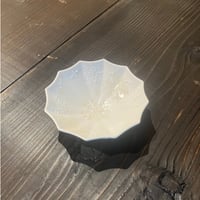 武山窯　砂糖衣12角小鉢雪結晶（白）