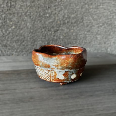 荘山窯　鼡志野向付