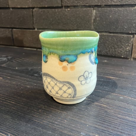 虎渓窯　織部湯呑
