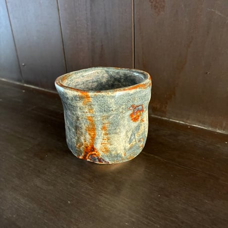 荘山窯　鼡志野湯呑（手づくね）①