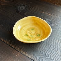 草の頭窯　黄瀬戸桔梗五角形皿（小）