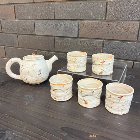 2166 志野焼　荘山窯　紅志野　茶器セット　急須1客　湯呑5客　未使用 2166 志野焼 荘山窯 紅志野 茶器セット 急須1客 湯呑5客