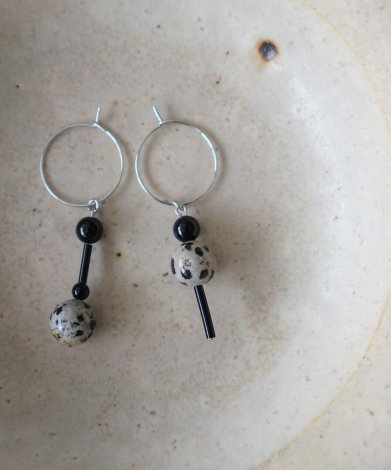 1点作品☆ 変形ダルメシアンジャスパーピアス　イヤリングに変更可能☺︎ 1点作品☆ 変形ダルメシアンジャスパーピアス イヤリングに変更可能☺︎