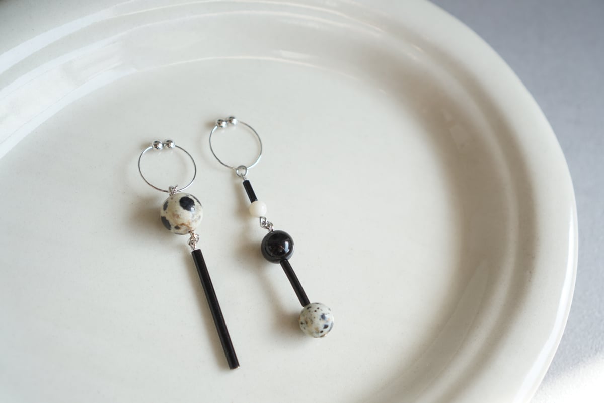 ダルメシアンジャスパー×オニキス pierce/earring <05> | DOT MEL