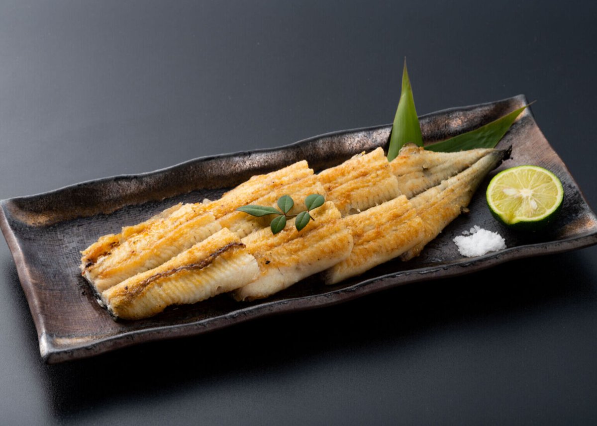 うなぎ白焼き（4尾）特特大／約170g 冷凍真空パック | うな徳屋