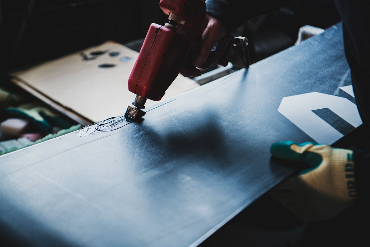 スノーボード】ストラクチャー フルチューンナップ | Mountain