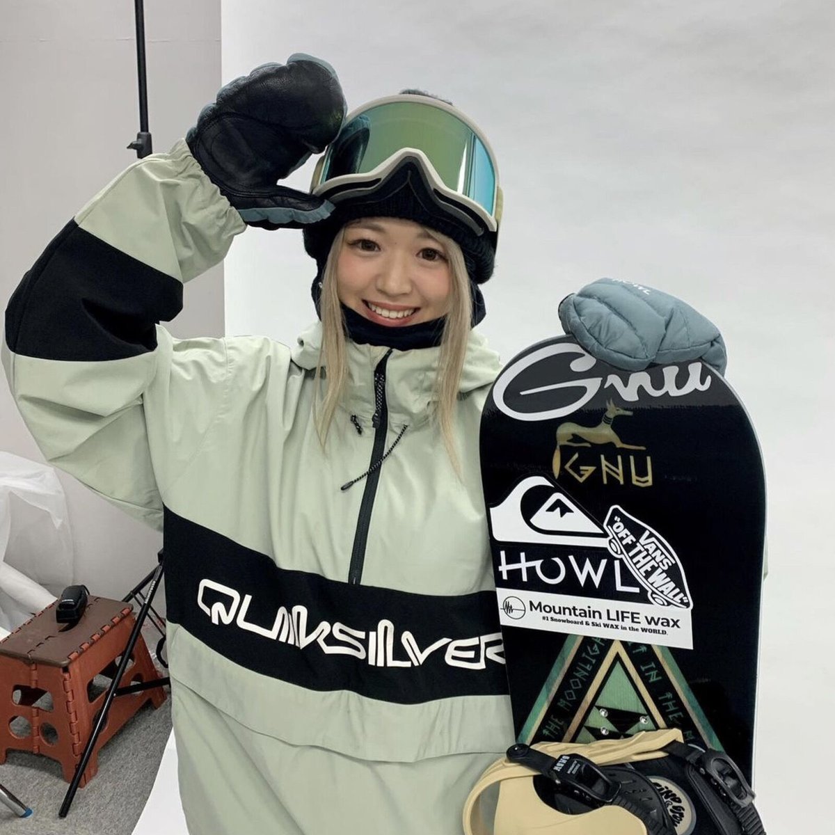 Mountain LIFE wax ステッカー 【限定ブラック】 | Mountain