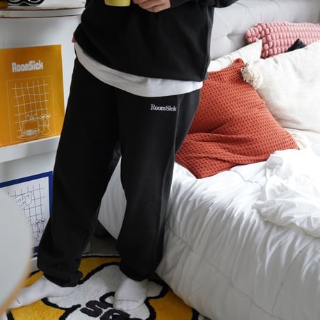 roomsick point sweat pants
