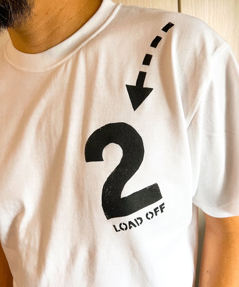 肩の2がおりるTシャツ〈シロ〉 | niyari