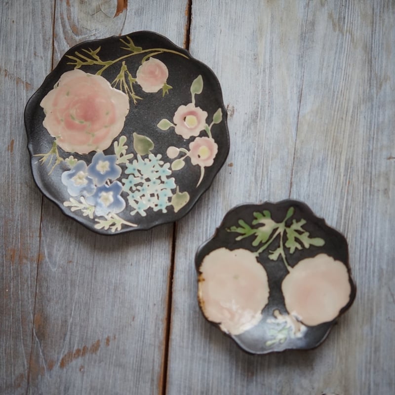 ラナンキュラス 輪花皿S | atelierLUXE 通販サイト 愛媛県の伝統工芸品