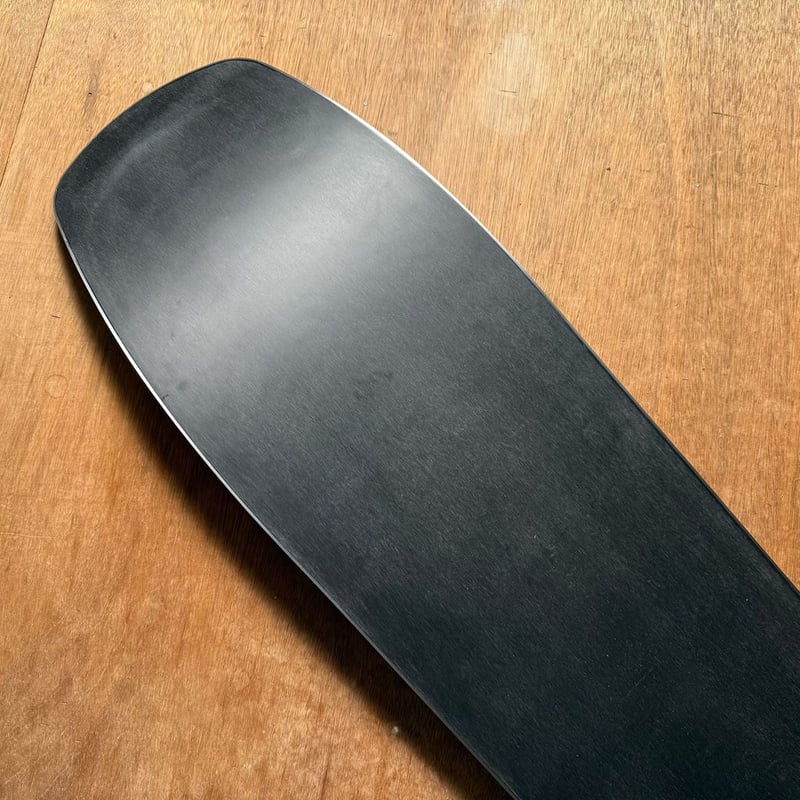 the day hakuba B&P 黒色　未使用品 the day hakuba B&P 黒色 未使用品 2026年最新】THE DAY スノーボード