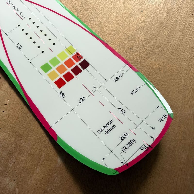 スノーボード THE DAY.HAKUBA BANANA or Pineapple THE DAY.HAKUBA Banana or Pineapple 156cm | THE