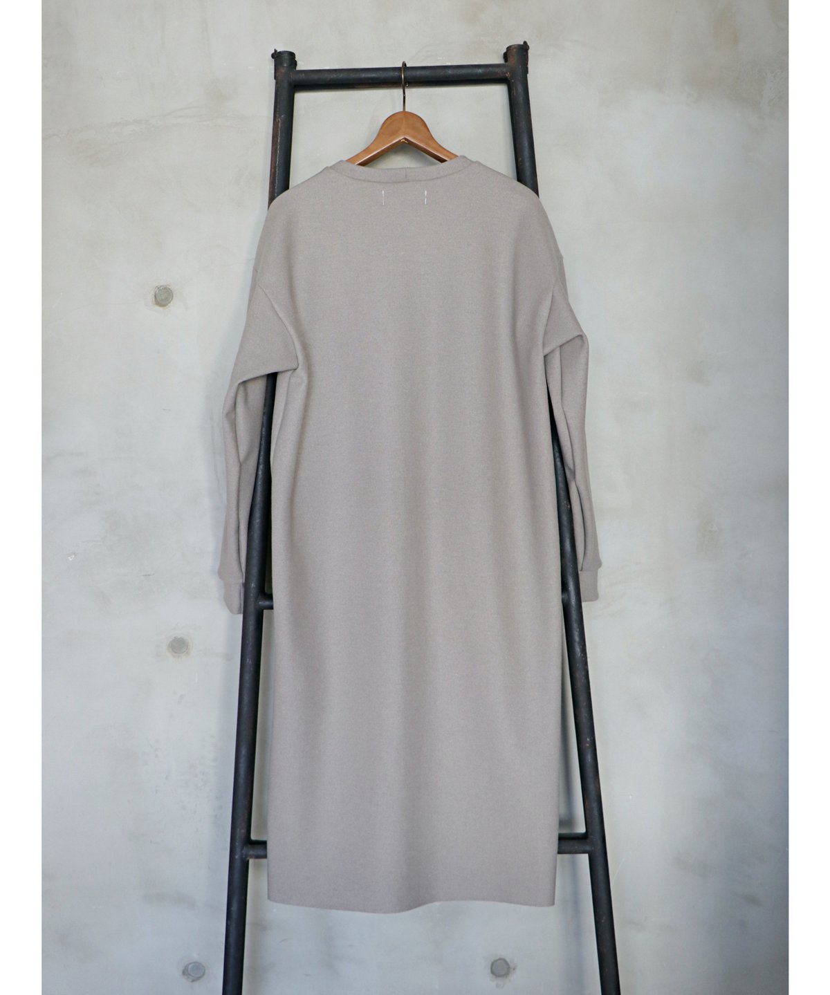 kujaku / D-324 / ウールカシミヤロングプルオーバー / gray | Owl 