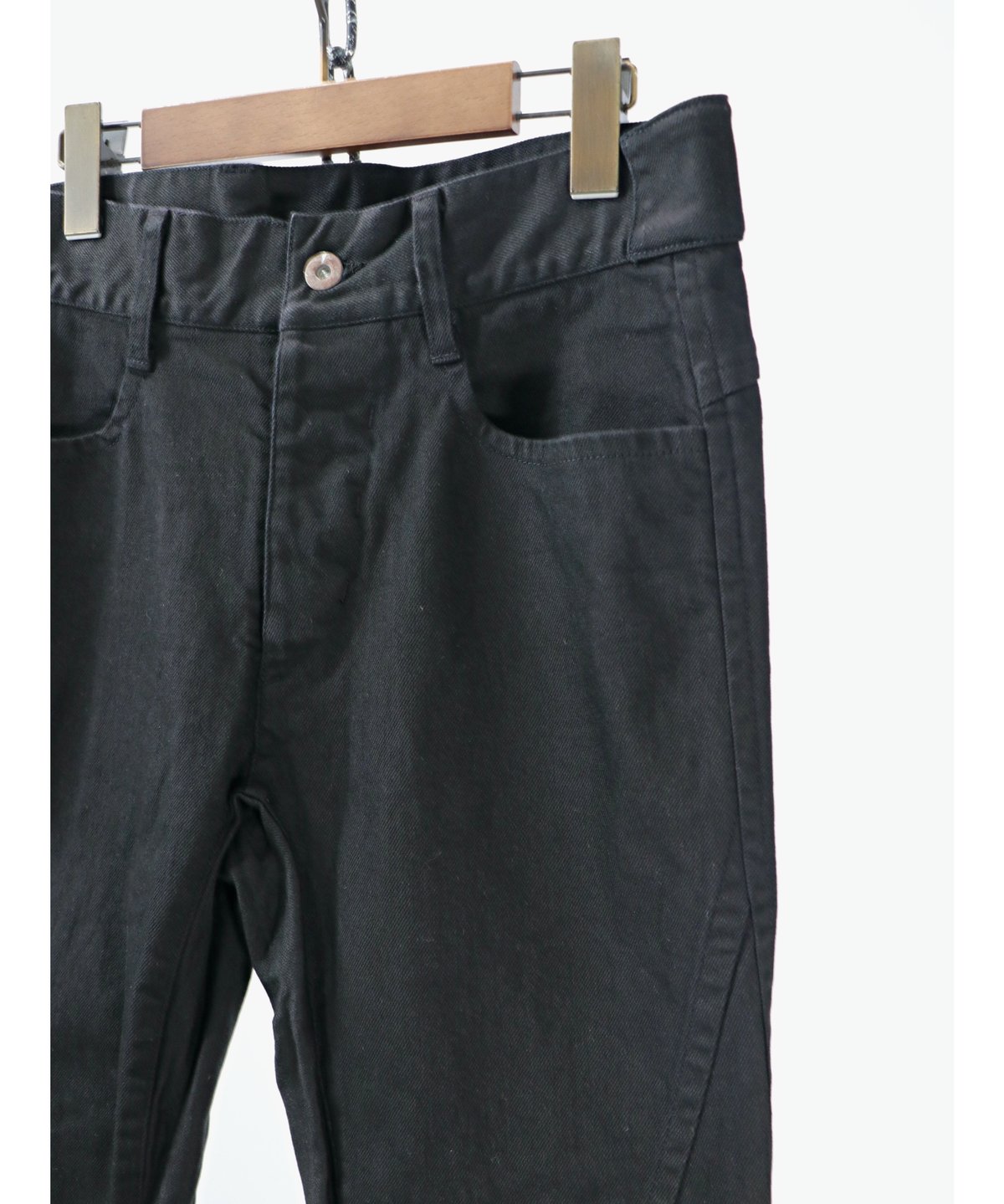 D.HYGEN / ST107-0425S / ストレッチデニムストレートスリムパンツ / B