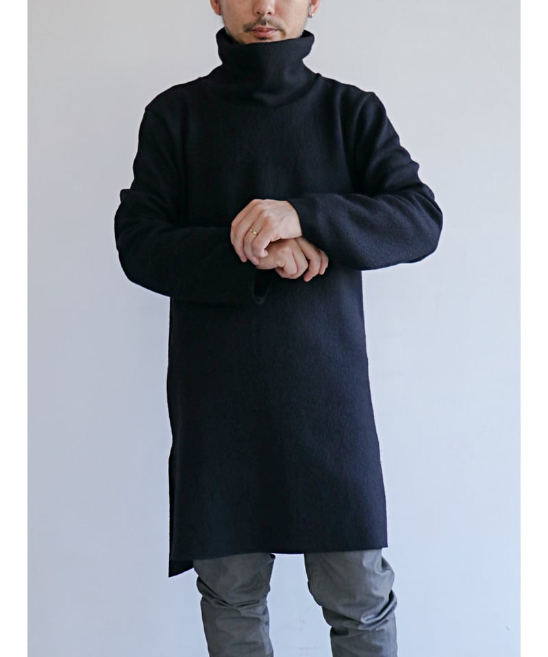 ISSEI MIYAKE クシャクシャ加工 ダークパープル ハイネック長袖 ISSEI MIYAKE クシャクシャ加工 ダークパープル ハイネック長袖