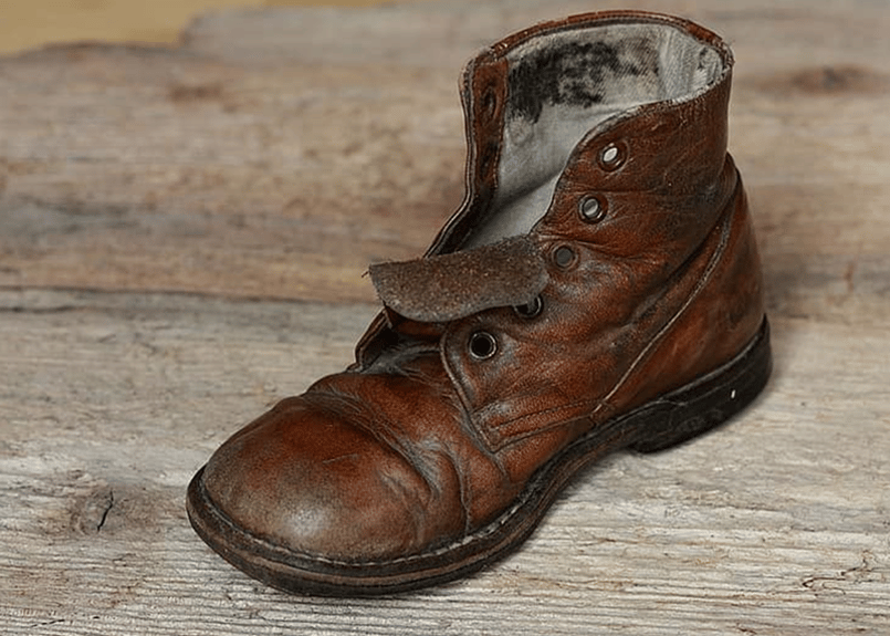 【レア】JANJANSEN 靴 シューズ ART本 古本 074b 古い革靴 （着彩見本付き） | 下絵工房カルトーネ