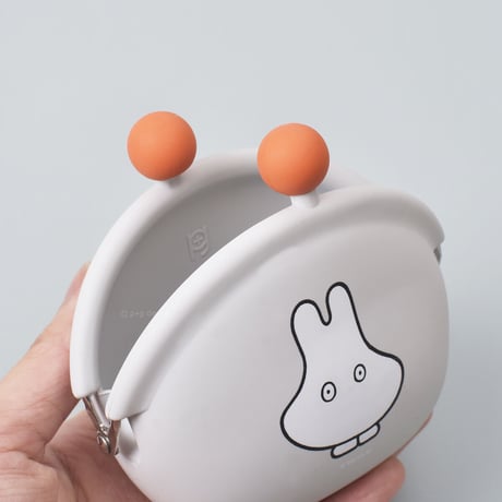 POCHI miffy （おばけごっこ）